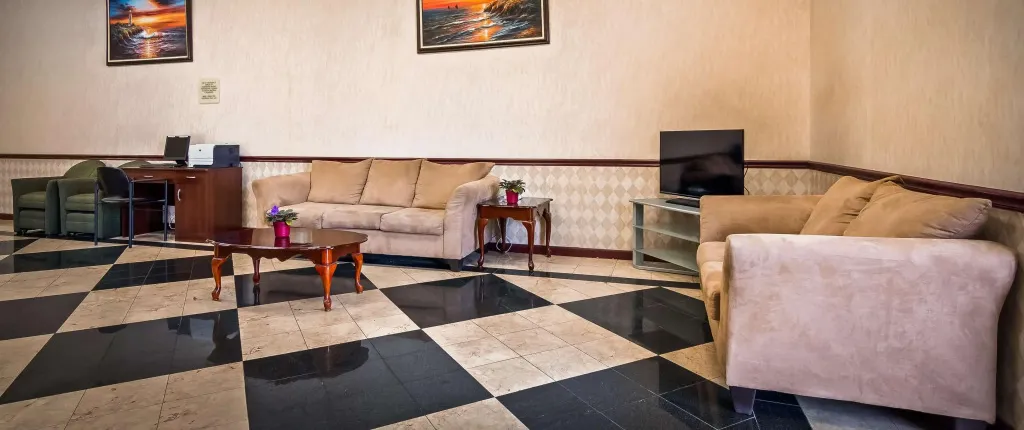 Travelodge by Wyndham Bellmawr