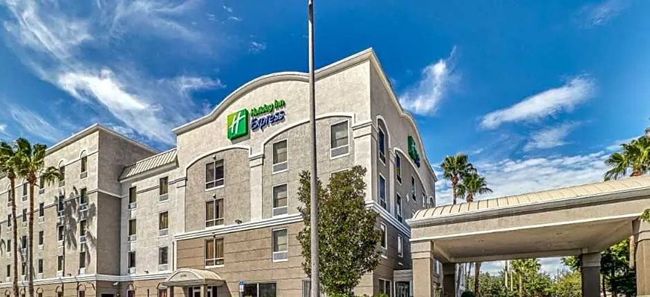 Holiday Inn Express Hotel & Suites Clearwater US 19 North By IHG