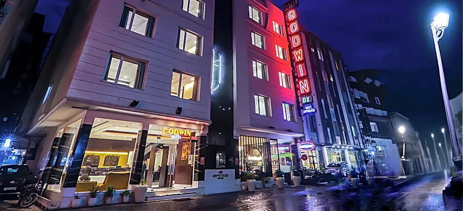 Hotel Godwin Delux