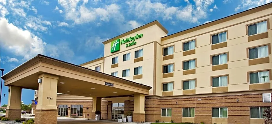 Holiday Inn & Suites Green Bay Stadium, an IHG Hotel