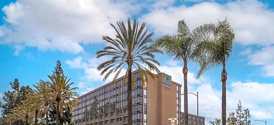 Clarion Hotel Anaheim Resort