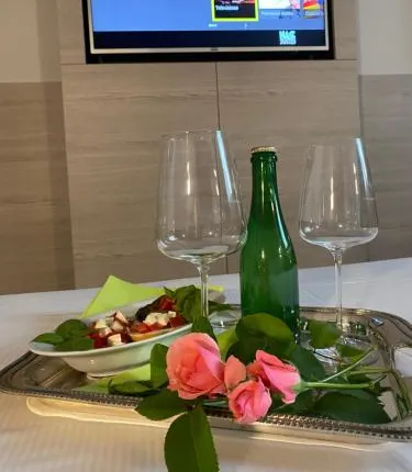 NAC SUITES