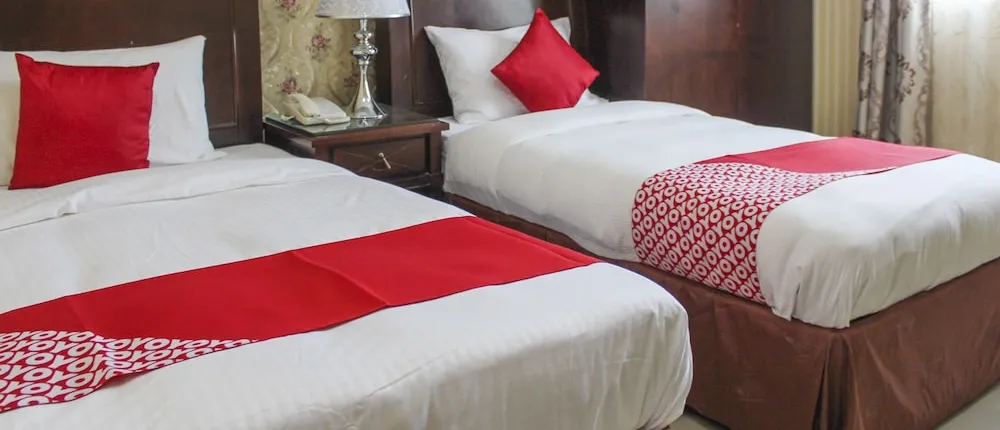 Clifton International Hotel