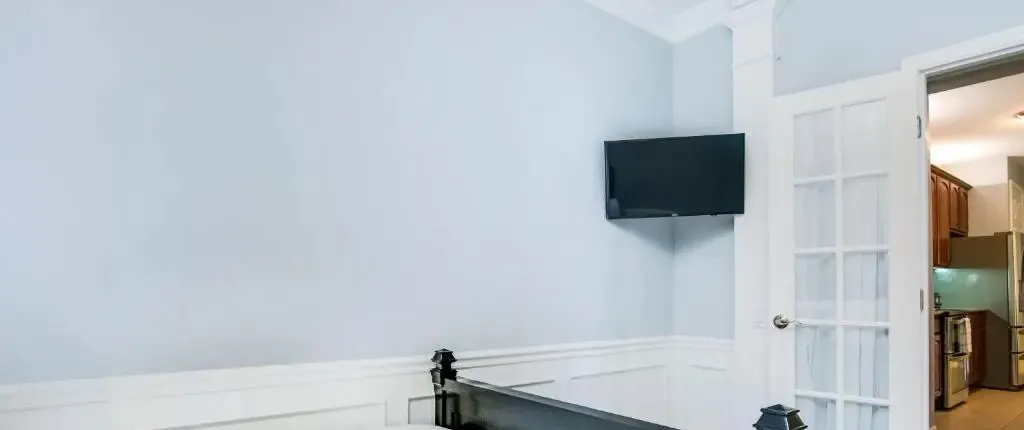 Beautiful Condo W Private Balcony Near Universal