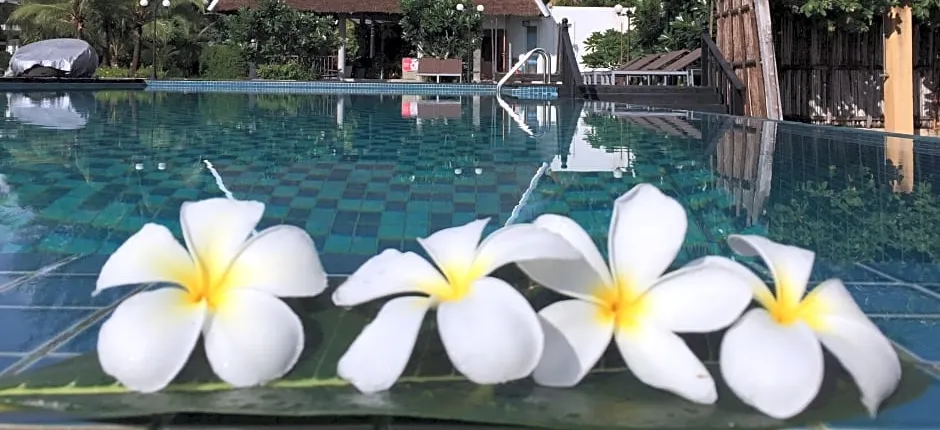Lawana Escape Beach Resort