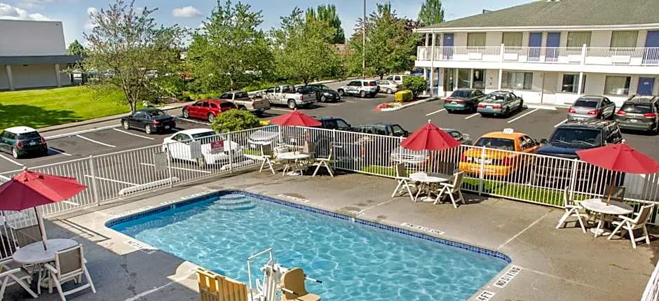 Motel 6-Tacoma, WA - South