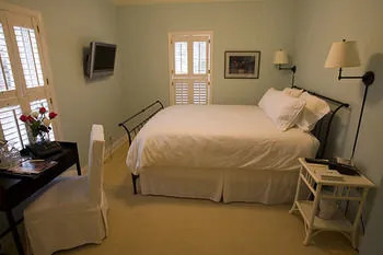 Old Towne Carmel Bed and Breakfast