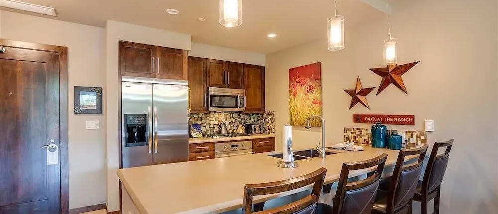 Howelsen Place H307a