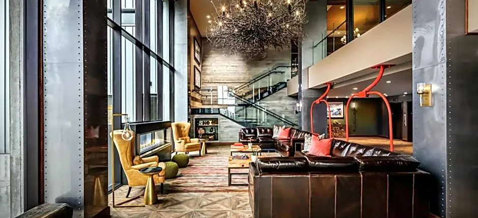 The Josie Hotel, Autograph Collection