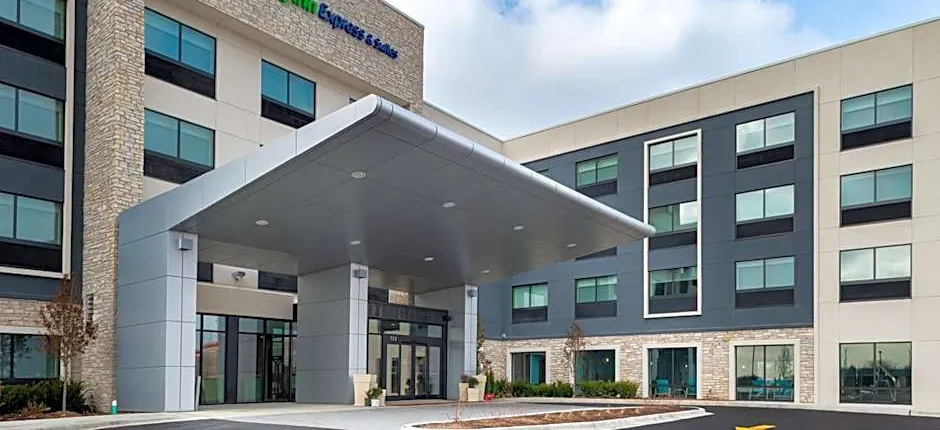 Holiday Inn Express and Suites Romeoville Joliet North By IHG