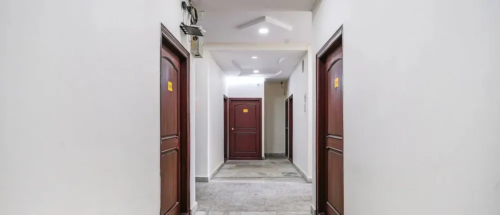 FabExpress Venkateswara Atidhi - Dilsukhnagar