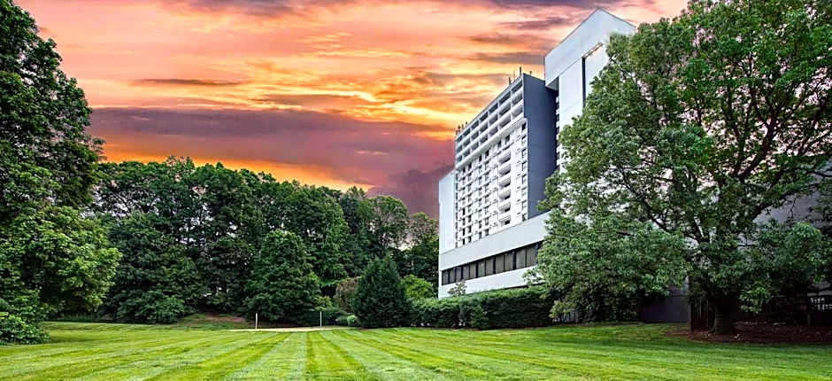 Sonesta Charlotte Lower South End