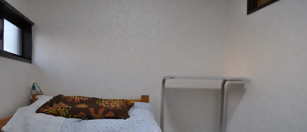 Ofu Jyoshi Kaikan 1st building - Caters to Women