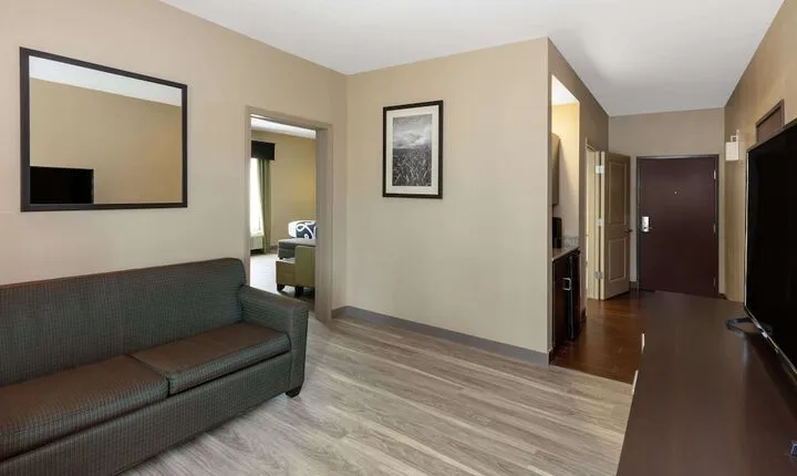 La Quinta Inn & Suites by Wyndham Durant