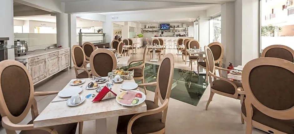 Artemis Hotel Apartments