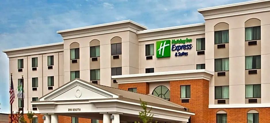 Holiday Inn Express & Suites Chicago West-O'Hare Arpt Area by IHG