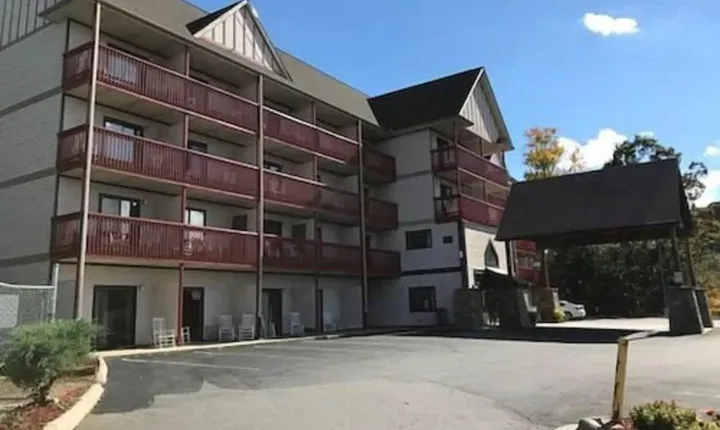 Days Inn by Wyndham Waynesville NC