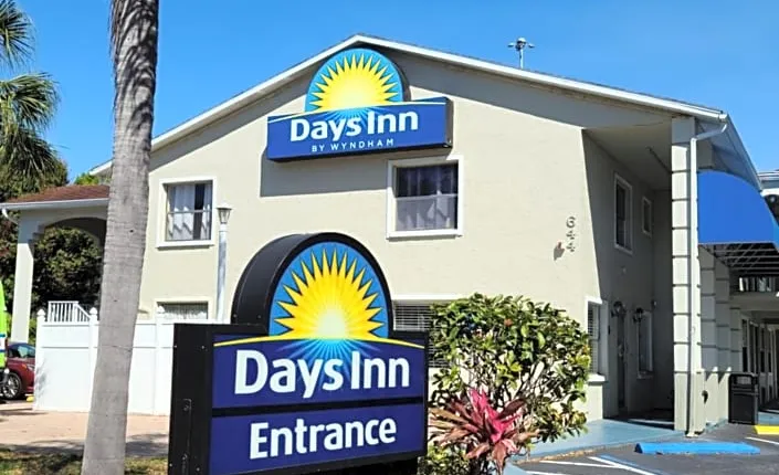 Days Inn by Wyndham Bradenton I-75