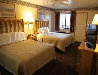 Super 8 Mackinaw City/Bridgeview Area