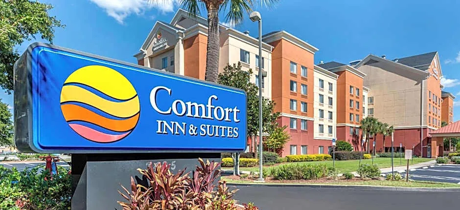 Comfort Inn & Suites Near Universal Orlando Resort-Convention Ctr