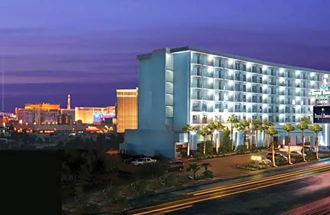 Royal Vacation Suites