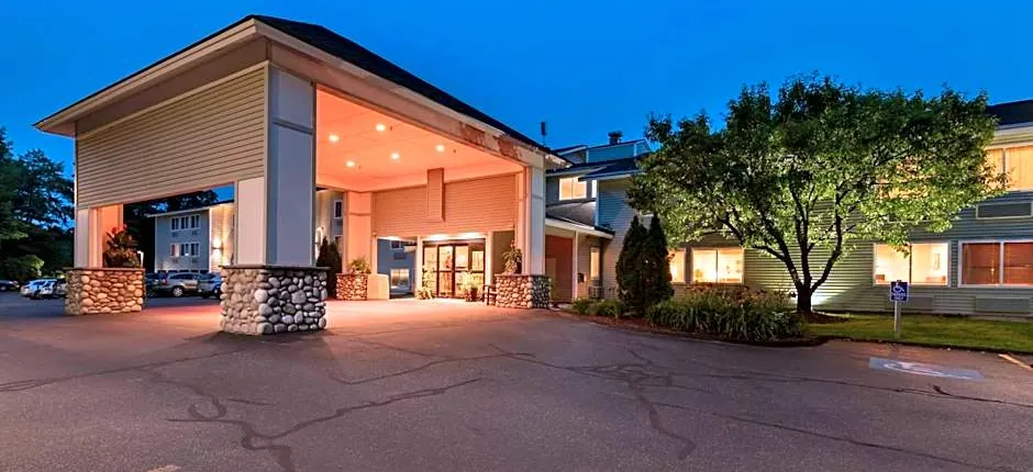 Best Western Plus Windjammer Inn & Conference Center