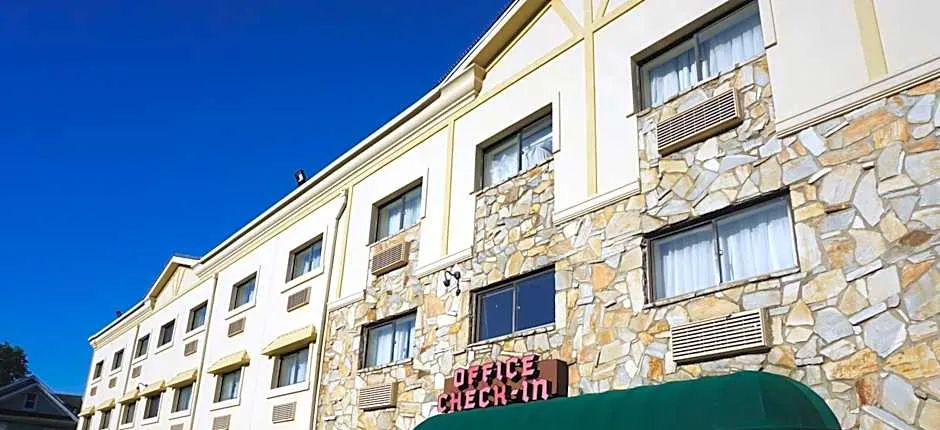 Floral Park Motor Lodge