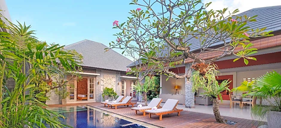 The Wolas Villas