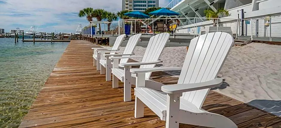 Inn on Destin Harbor, an Ascend Collection Hotel