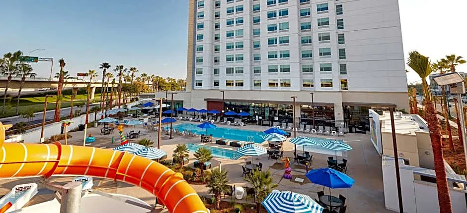 Anaheim Resort Suites