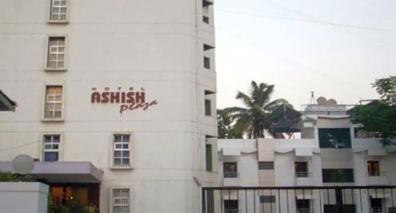 Hotel Ashish Plaza