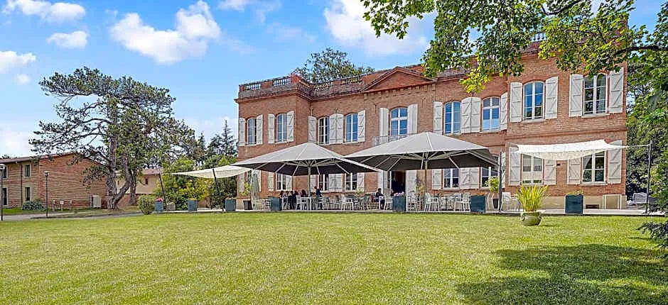 Le Domaine de Montjoie BW Premier Collection