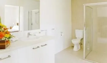 Glenelg Pacific Apartments