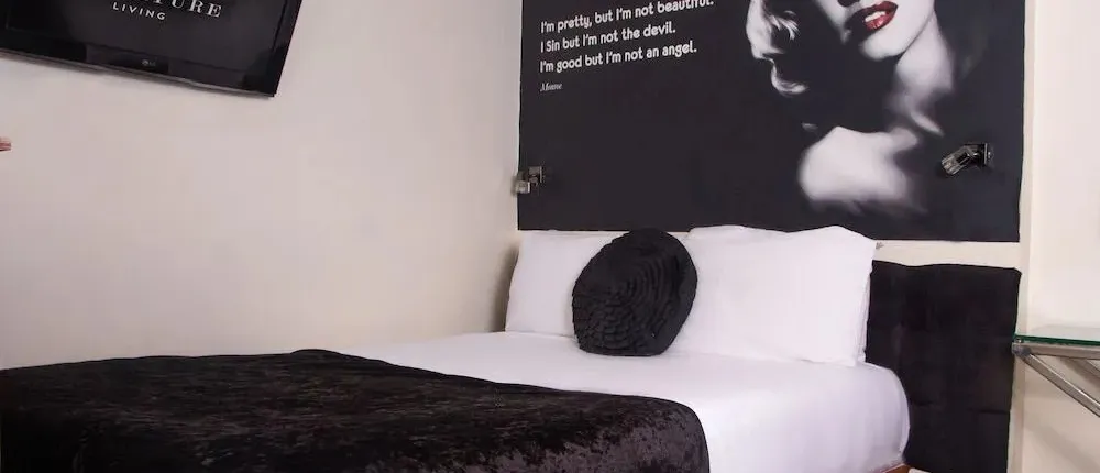 Signature Living Bold Street Apartments