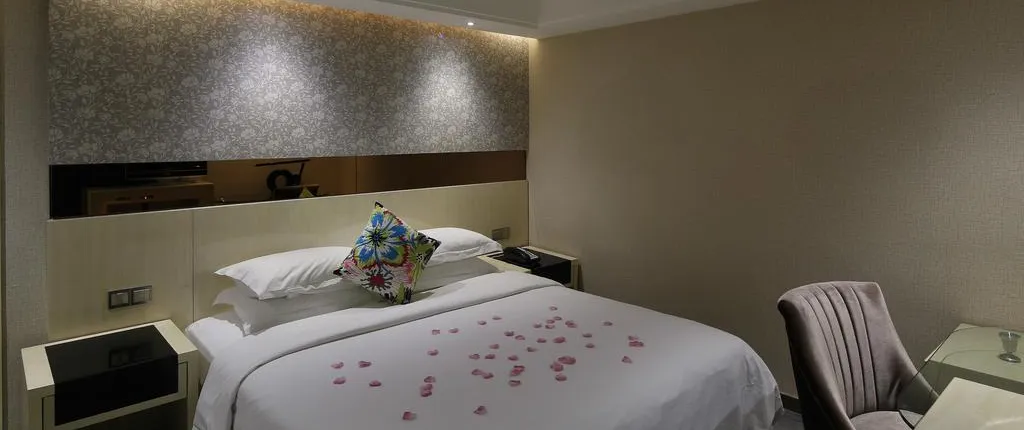 Paco Hotel (Guangzhou Yanjiang Road Tuanyida Metro