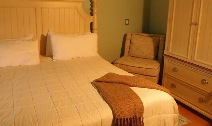 The Collins Inn&Seaside Cottages Adults Only