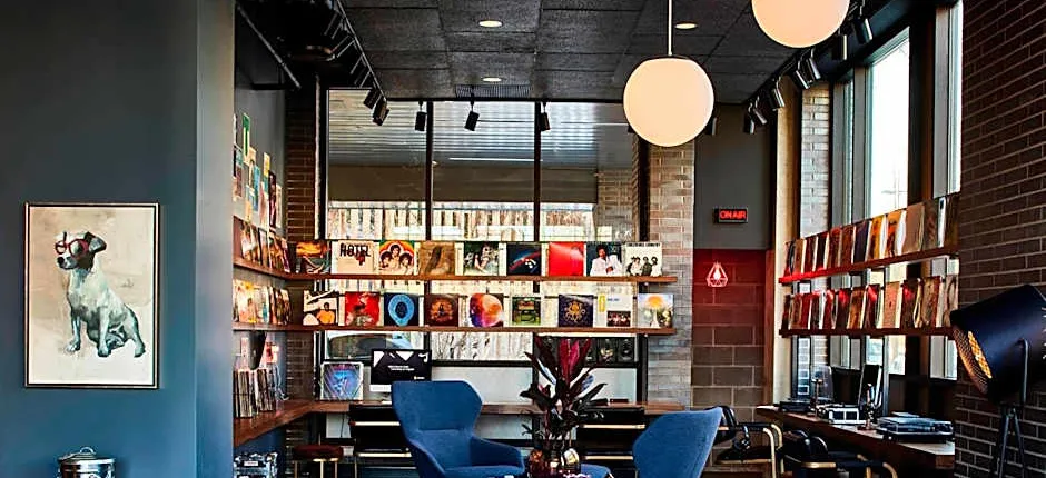 Moxy by Marriott Minneapolis Uptown