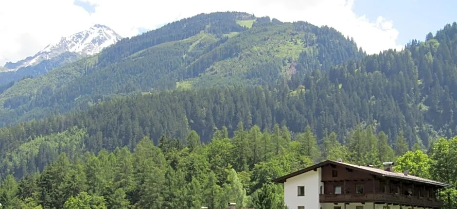 Apart Tuxertal