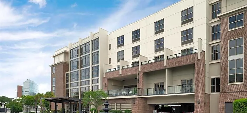 Hilton Garden Inn Charleston Waterfront/Downtown