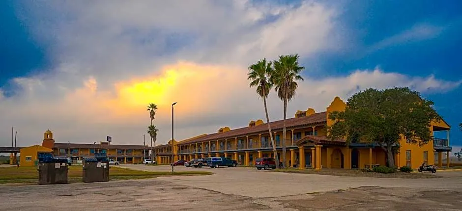 OYO Hotel Kingsville - Hwy 77