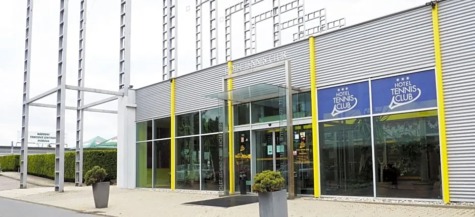 Hotel Tennis Club