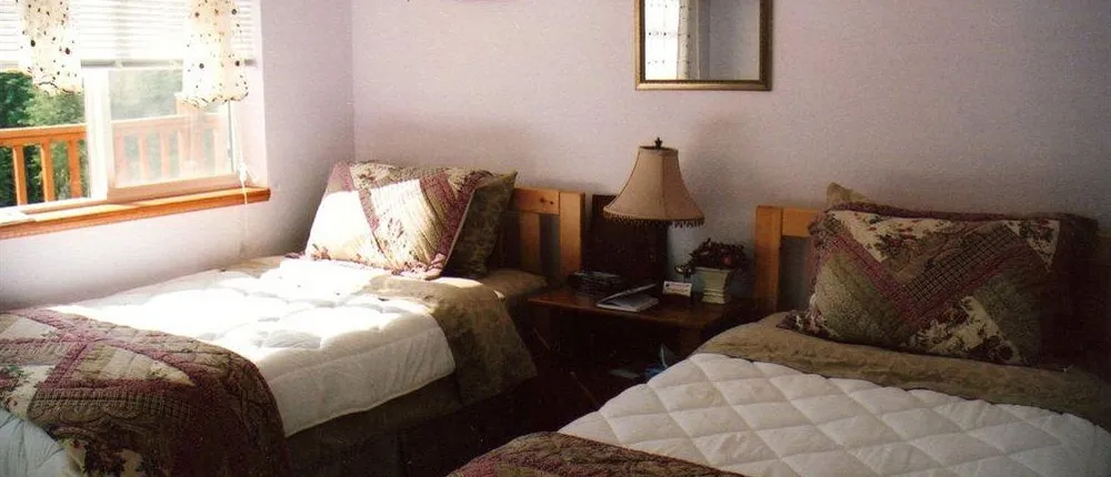 A Hyde Away Inn BB