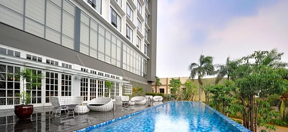 Veranda Hotel at Pakubuwono by Breezbay Japan