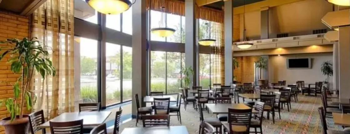 RED LION REDDING