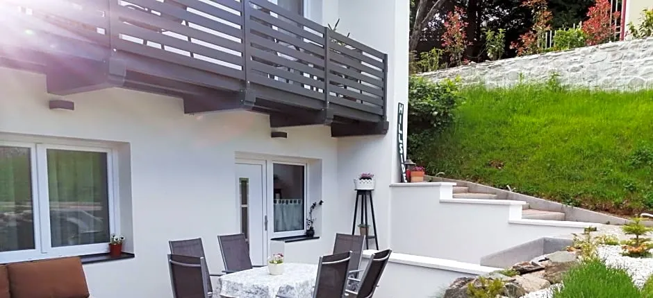 Hillside Rooms