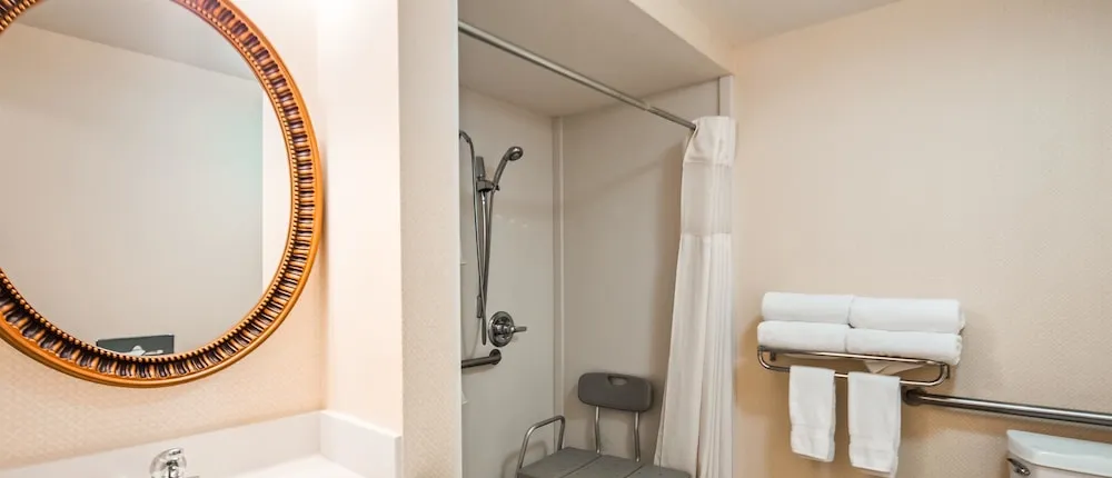 Best Western Plus Twin View Inn & Suites
