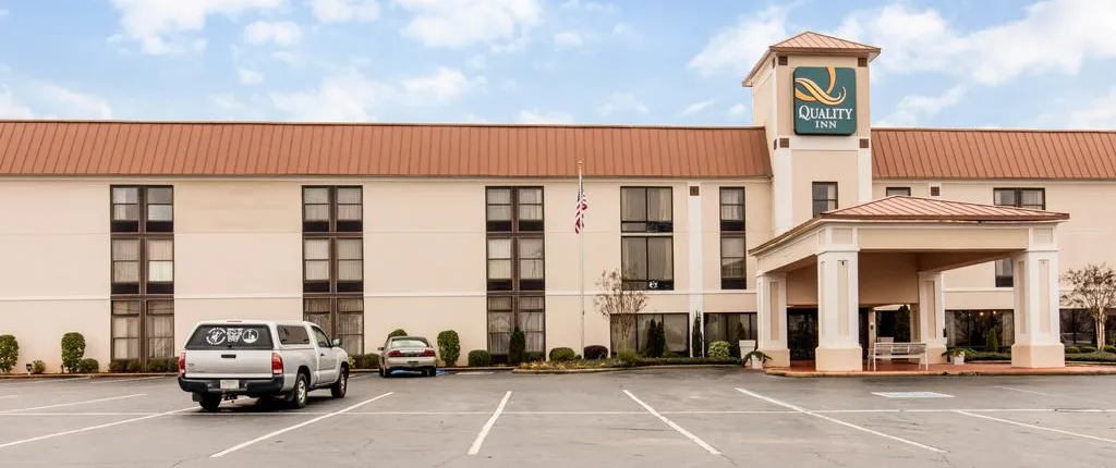 Quality Inn Valley- West Point