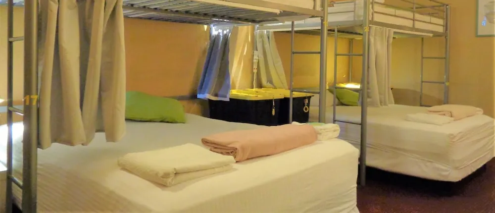 BHostels International Drive North