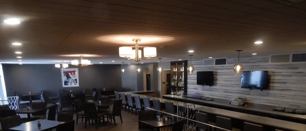 Best Western Plus Bradford Inn