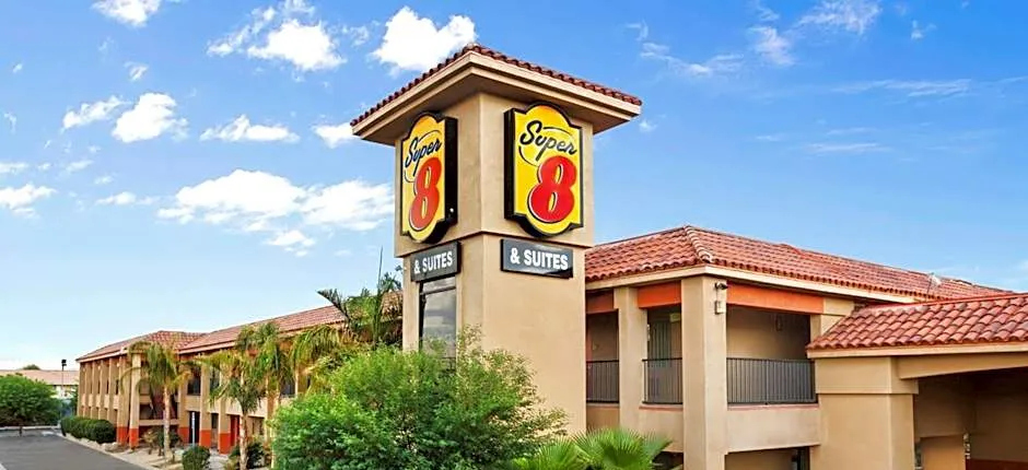 Super 8 by Wyndham Indio